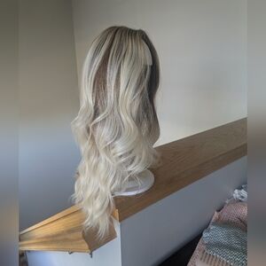 Nel's Wig Reese Strawberry Blonde Root Blonde Lengths *Large Cap*